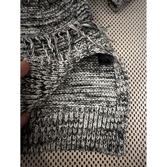 Express Womens Fringe Sweater Gray Tunic Size S Marled Chunky Knit Black White - Picture 10 of 16